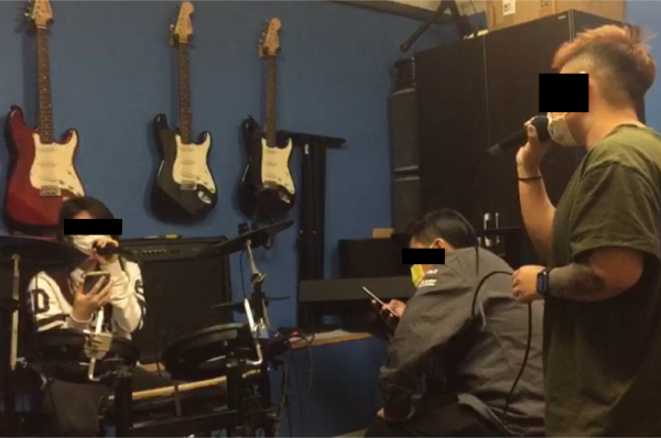 pls blur all clts face 3