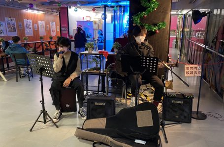 Busking-梨夾下
